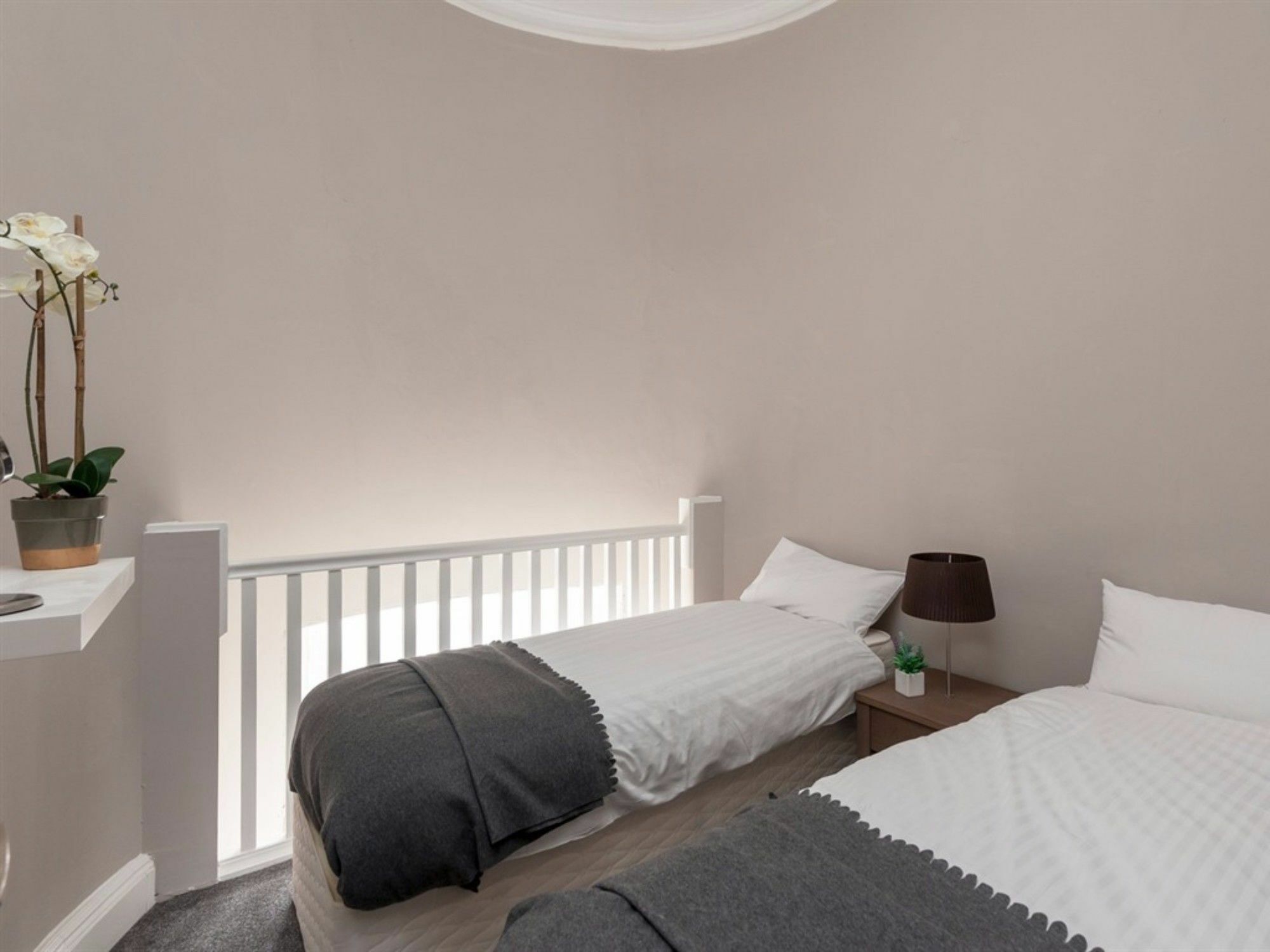 Cornerstone Apartments Эдинбург Экстерьер фото