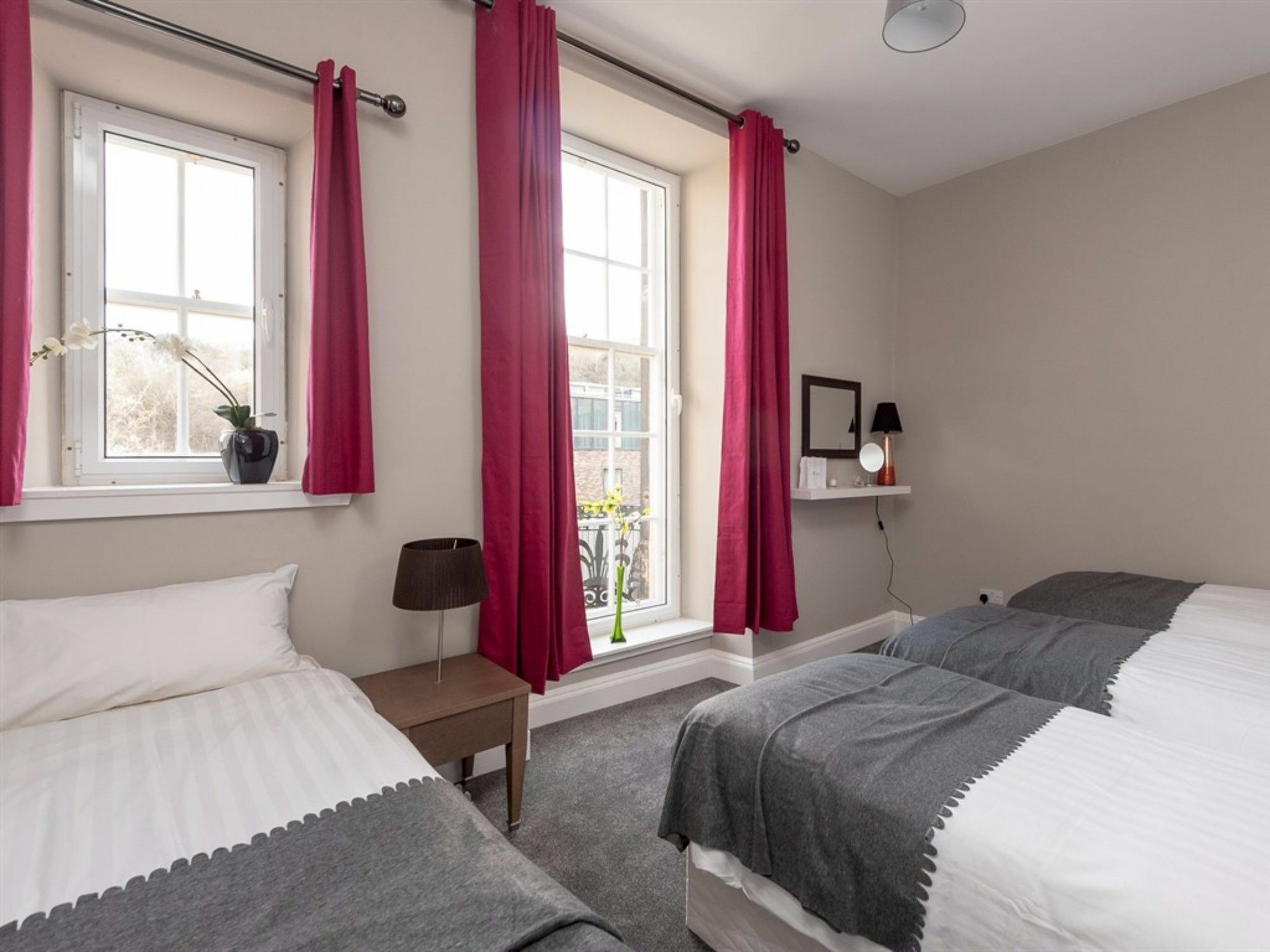 Cornerstone Apartments Эдинбург Экстерьер фото