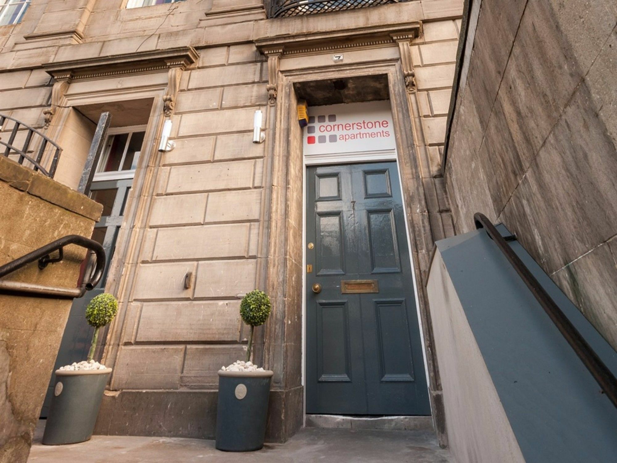 Cornerstone Apartments Эдинбург Экстерьер фото